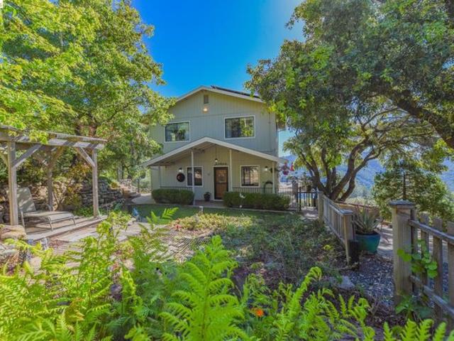 House for sale in Tuolumne, California