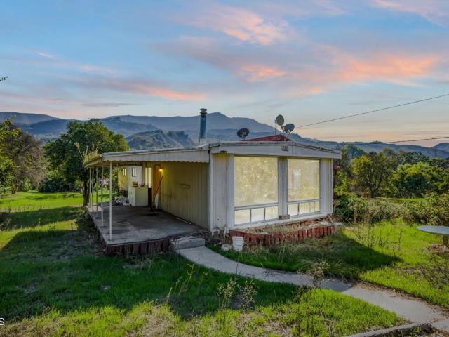 House for sale in Santa Paula, California