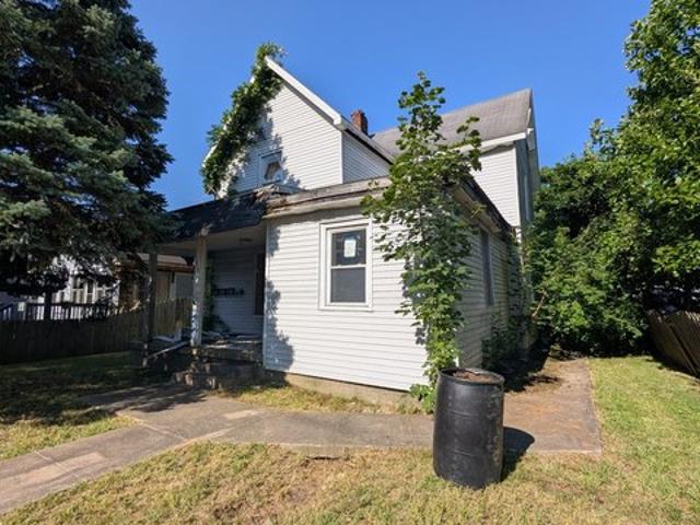 House for sale in Anderson, Indiana