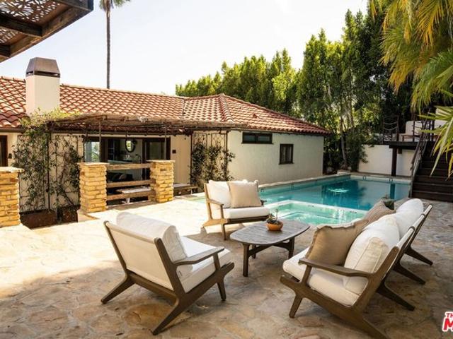 House for sale in Canoga Park, California