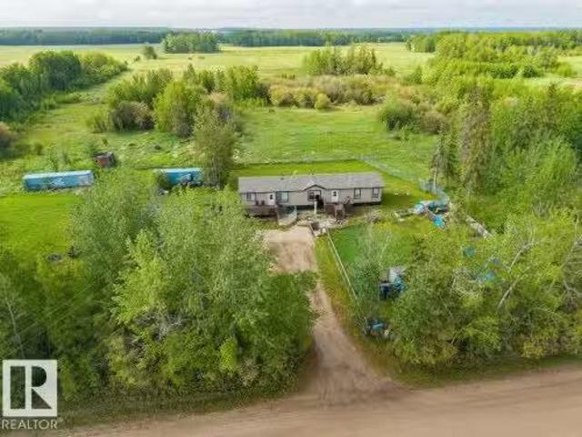 House for sale in Alberta