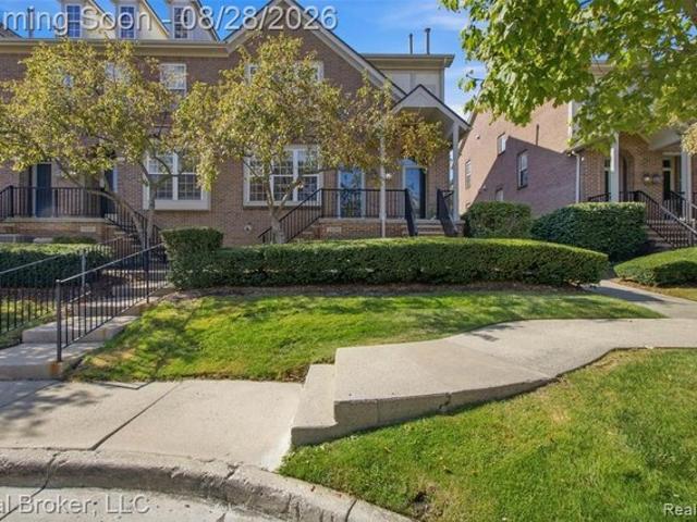 Condo for sale in Southfield, Michigan