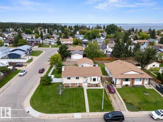 House for sale in Cherry Grove, Alberta