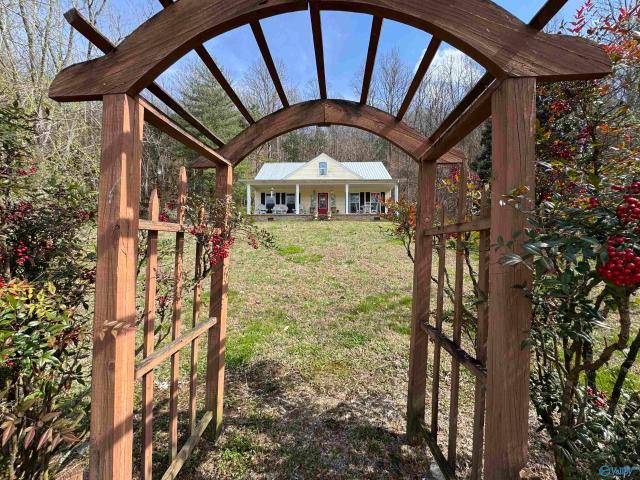 House for sale in Estillfork, Alabama