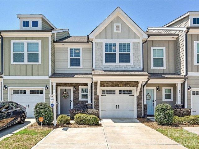 Townhouse for sale in York, South Carolina