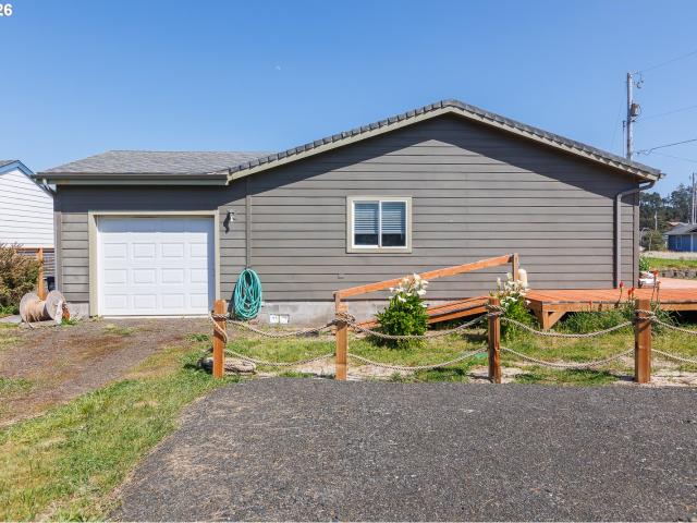House for sale in Oregonia