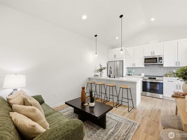 Condo for sale in Everett, Snohomish County