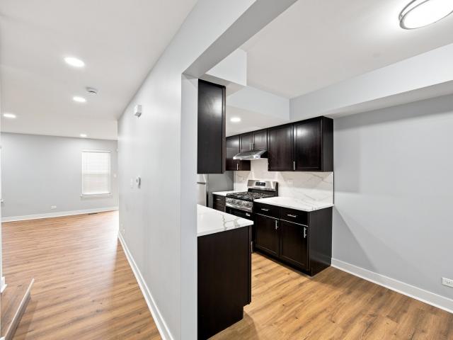 Condo for sale in Streamwood, Illinois