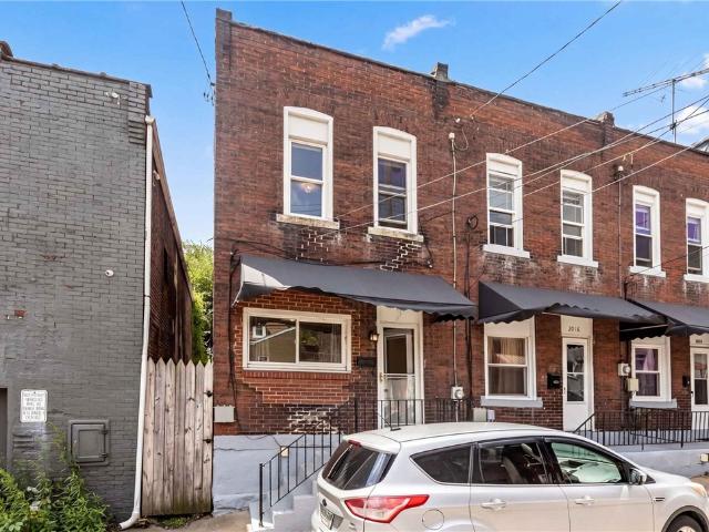 House for sale in Pittsburg, Pennsylvania