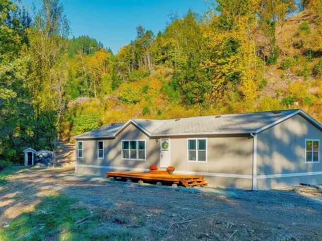 House for sale in Oregonia