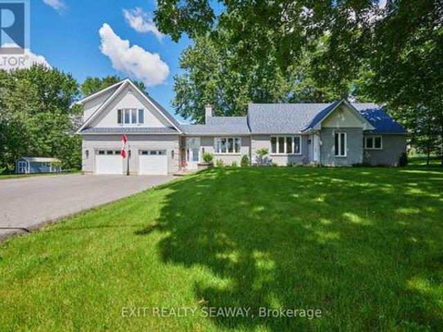 House for sale in South Glengarry, Ontario
