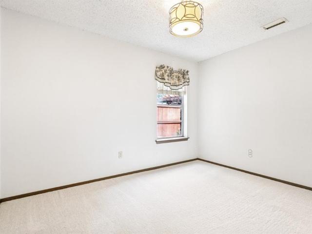 Townhouse for sale in Carrollton, Texas