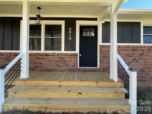 House for sale in Spruce Pine, North Carolina