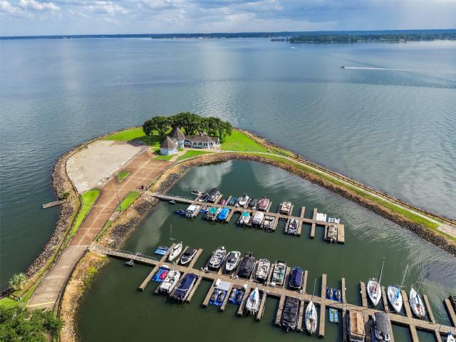 Townhouse for sale in Willis, Texas