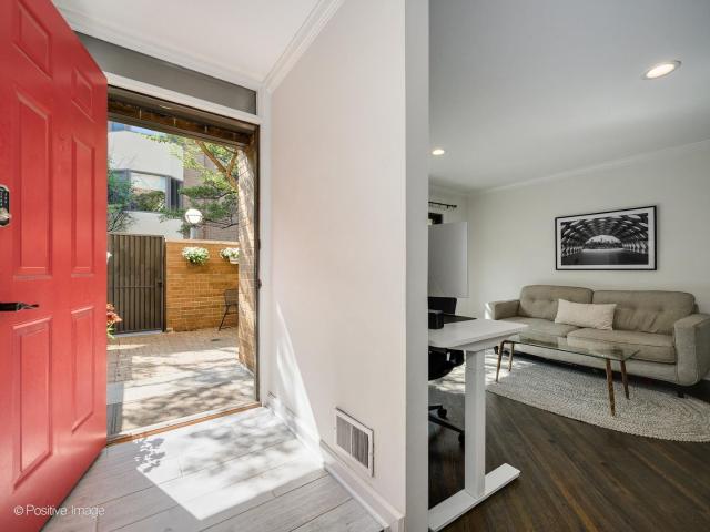 Condo for sale in Chicago Park, Illinois