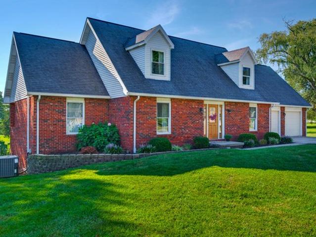 House for sale in Seymour, Jackson County