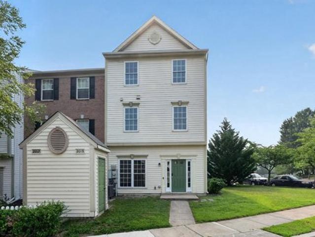 Townhouse for sale in Odenton, Maryland