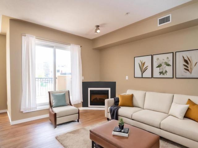 Apartment for sale in Wedgewood, Alberta