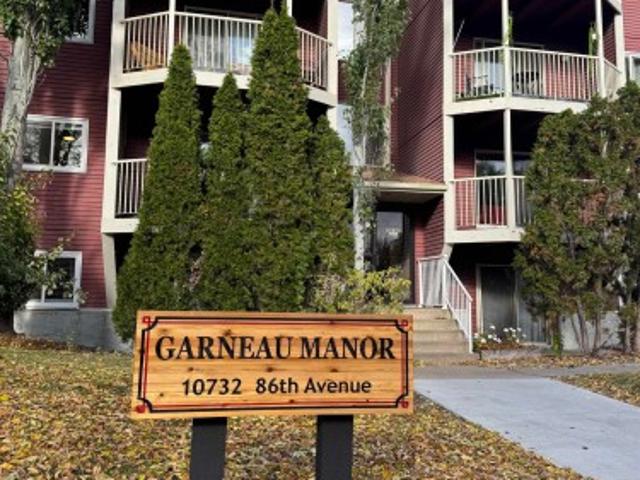 Condo for sale in Garneau, Edmonton