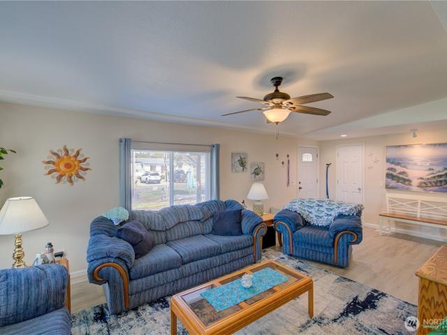 House for sale in Long Beach, Pacific County