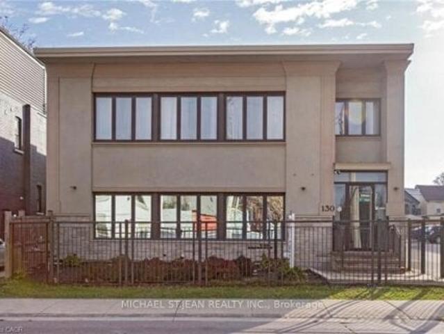Condo for rent in Ancaster, Ontario