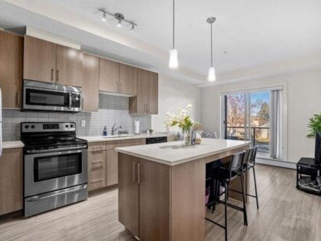 Apartment for sale in Northwest, Alberta