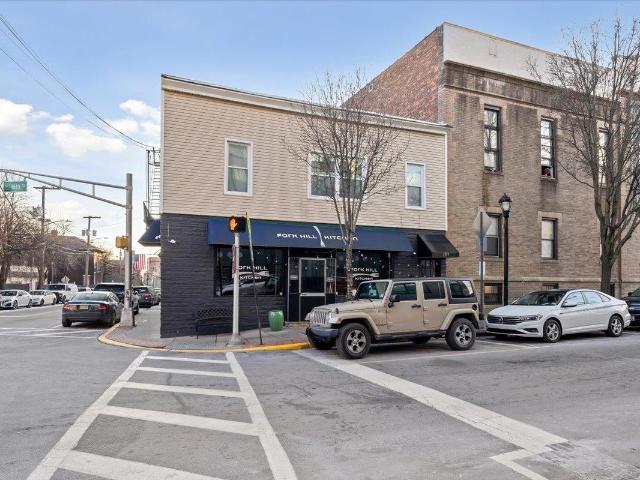 House for sale in Hudson, New Jersey