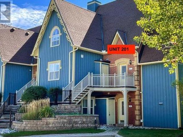 Townhouse for sale in The Blue Mountains, Southwestern Ontario