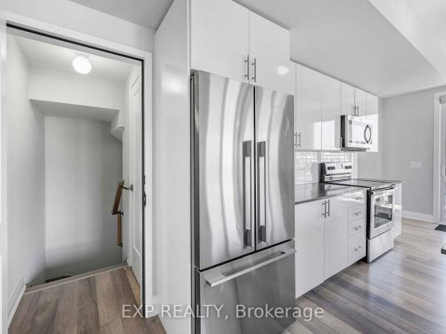 Townhouse for sale in Woburn, Ontario