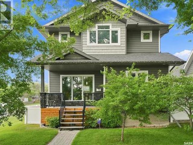 House for sale in Saskatoon, Saskatchewan