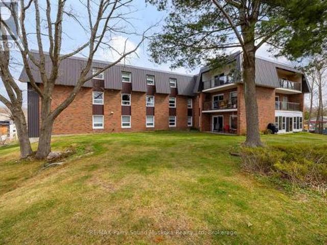 Condo for sale in Parry Sound, Ontario