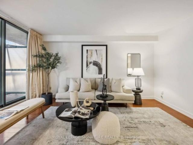 Condo for sale in Woburn, Ontario