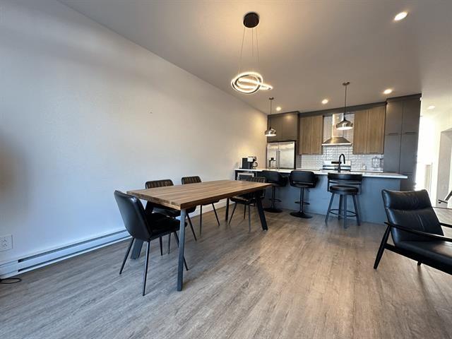 Townhouse for rent in Venise-en-québec, Quebec