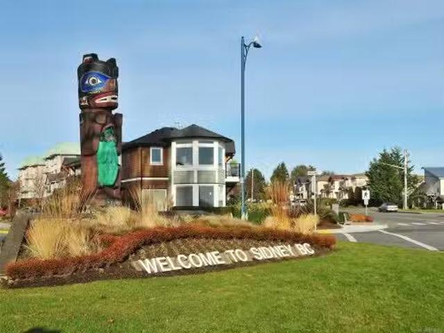 Condo for sale in Sidney, British Columbia