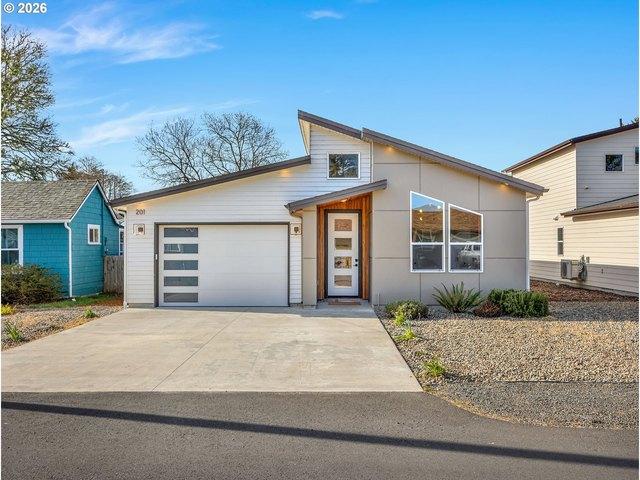 House for sale in Long Beach, Washington