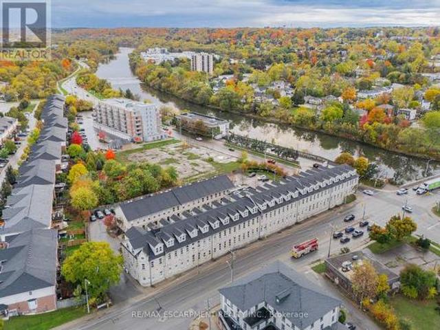 Condo for sale in Cambridge, Ontario