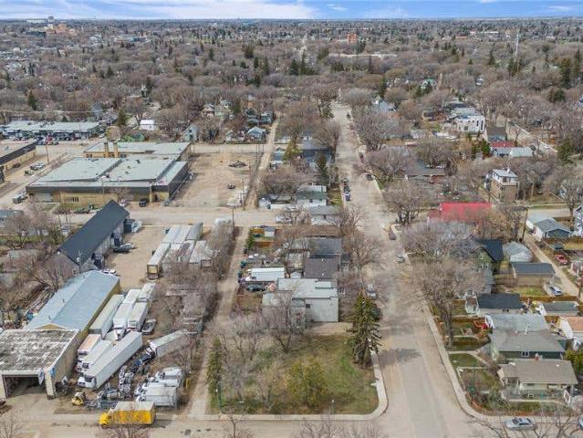 Land for sale in Saskatoon, Saskatchewan
