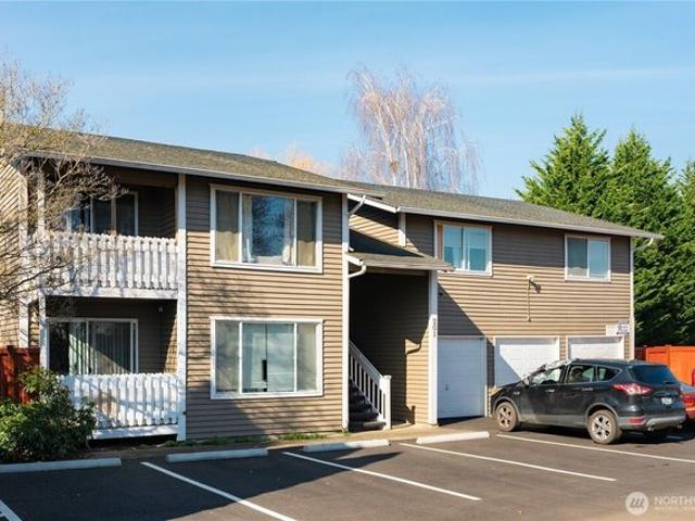 House for sale in Pacific, King County