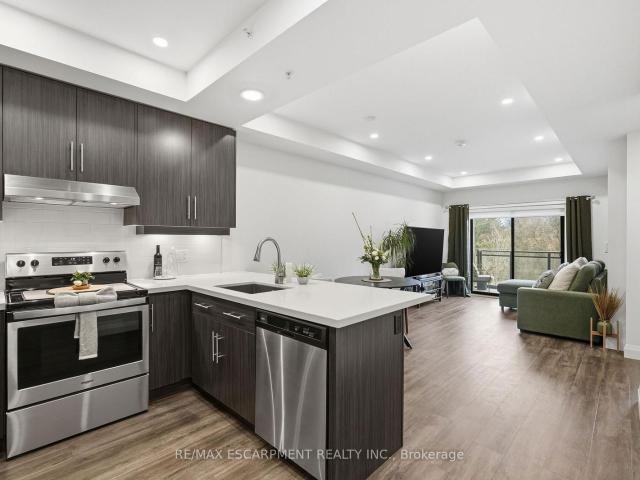 Condo for sale in Ancaster, Ontario