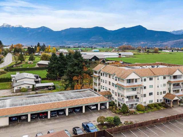 Condo for sale in Chilliwack, British Columbia
