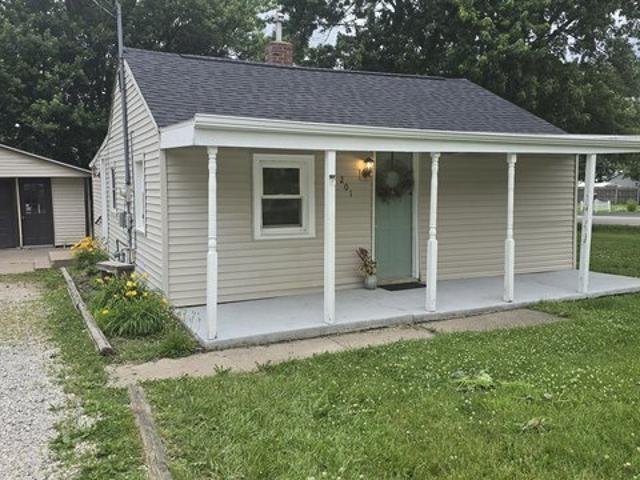 House for sale in Colona, Illinois