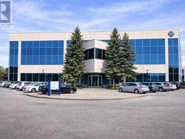 Commercial for rent in York, Ontario