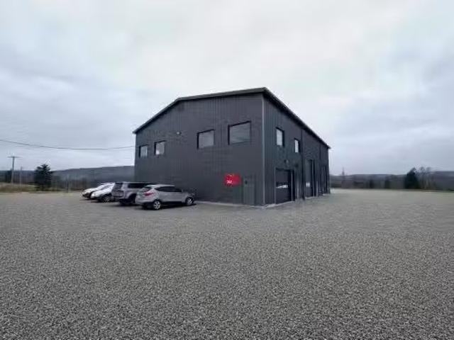 House for rent in Val-des-Monts, Outaouais