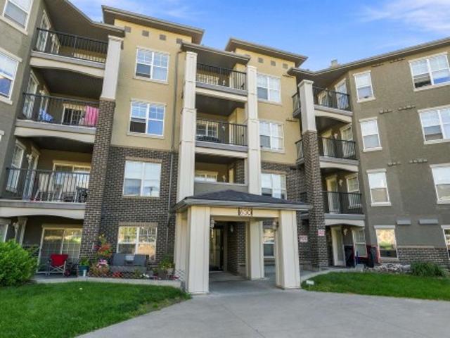 Condo for sale in Heritage Point, Edmonton