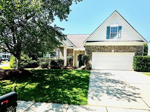 House for sale in Dutchman's Ridge, Mount Holly