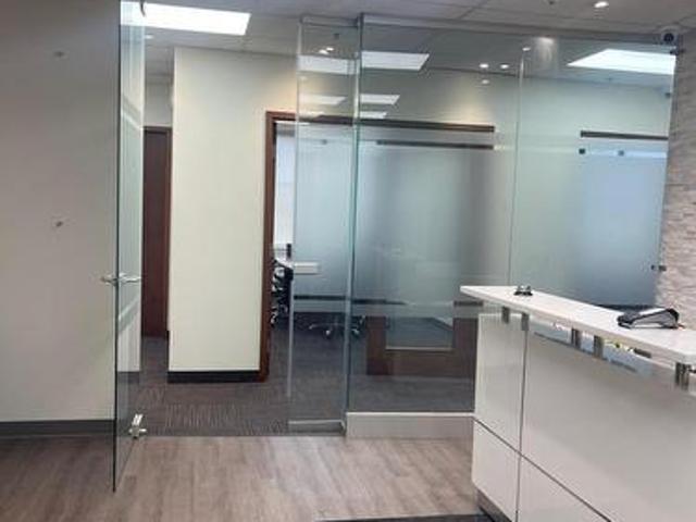 Commercial for rent in Brampton Commercial for rent in Brampton