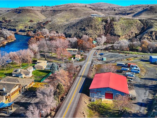 Commercial for sale in Oregonia