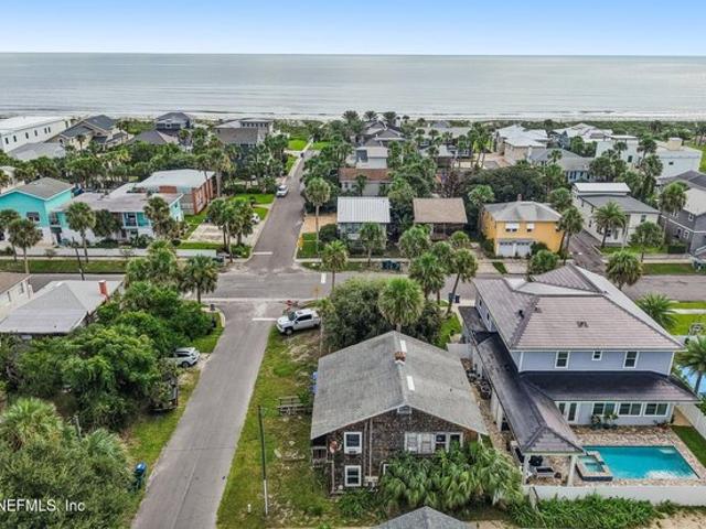 House for sale in Neptune, Neptune Beach