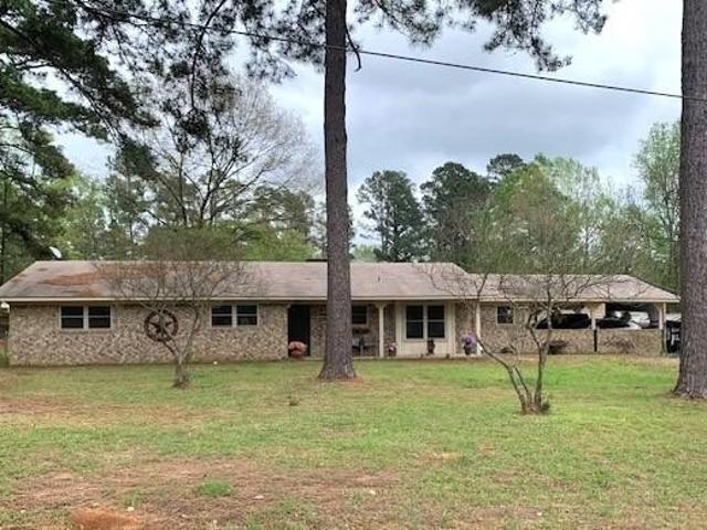 House for sale in Linden, Texas