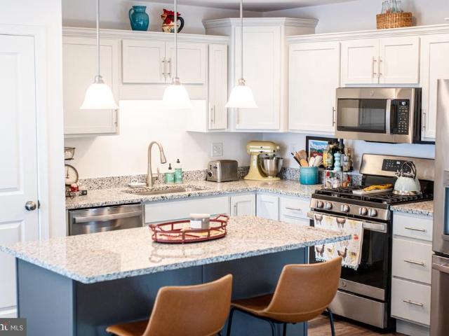 Townhouse for sale in Fillmore, Benner Township